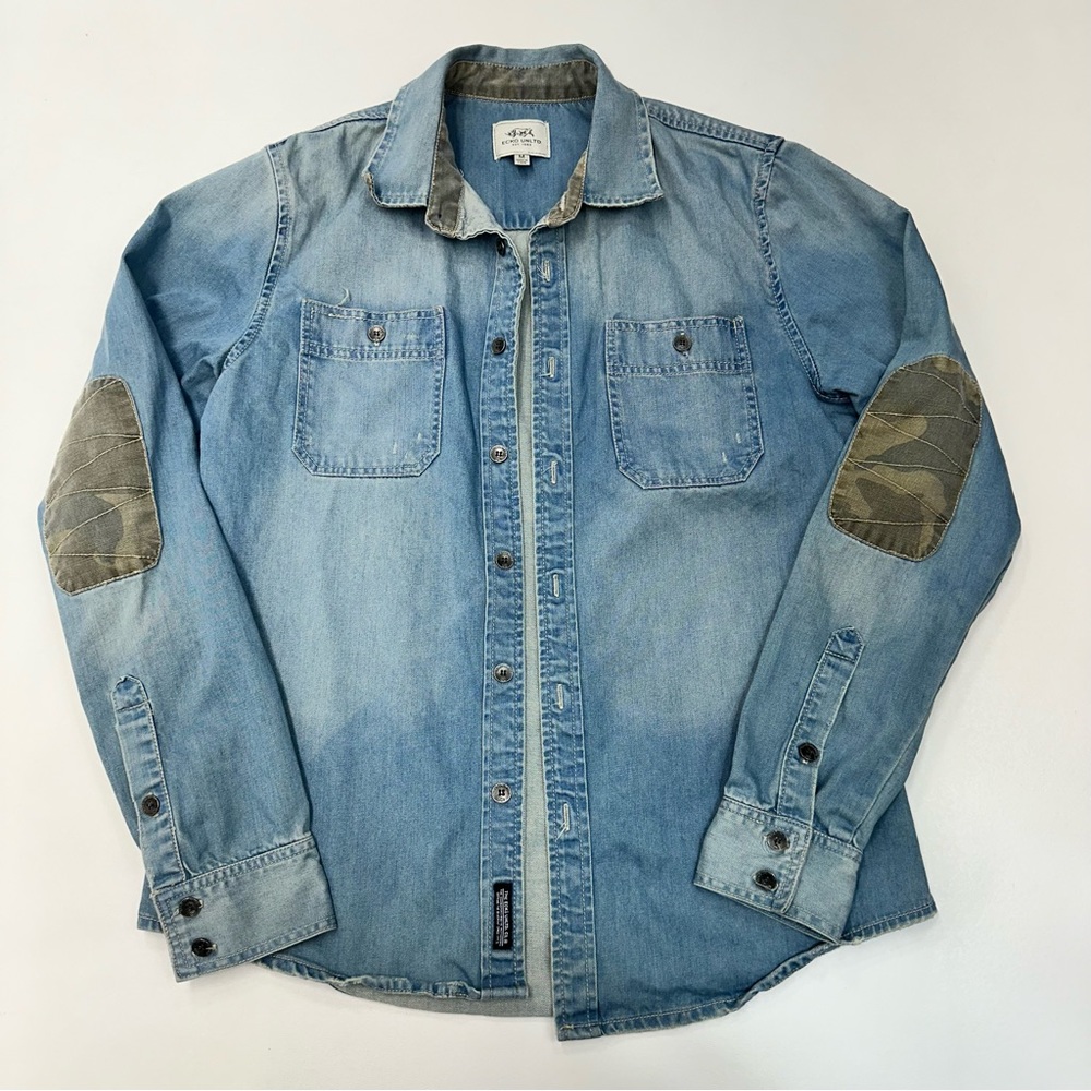 Ecko Unlimited Distressed Denim Camo Patchwork Button Down Shacket Mens Size M